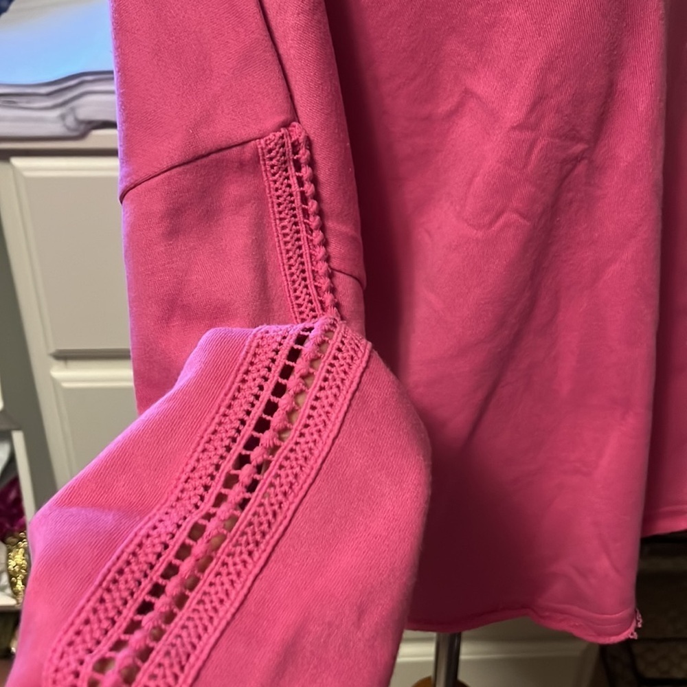 Rae Dunn bright pink crew neck sweatshirt with cutout detailing on sleeves, new - Picture 3 of 11